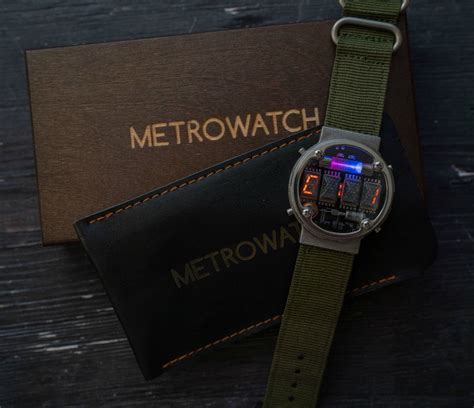 metro artyom watch